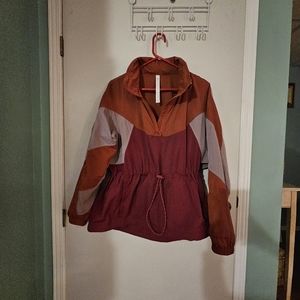 BNWT Lululemon windbreaker